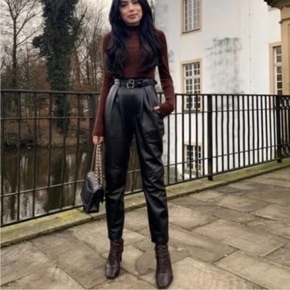 ZARA Black Vegan Faux Leather Pleated Front Pants Size M Blogger Favorite NWT - Picture 6 of 16